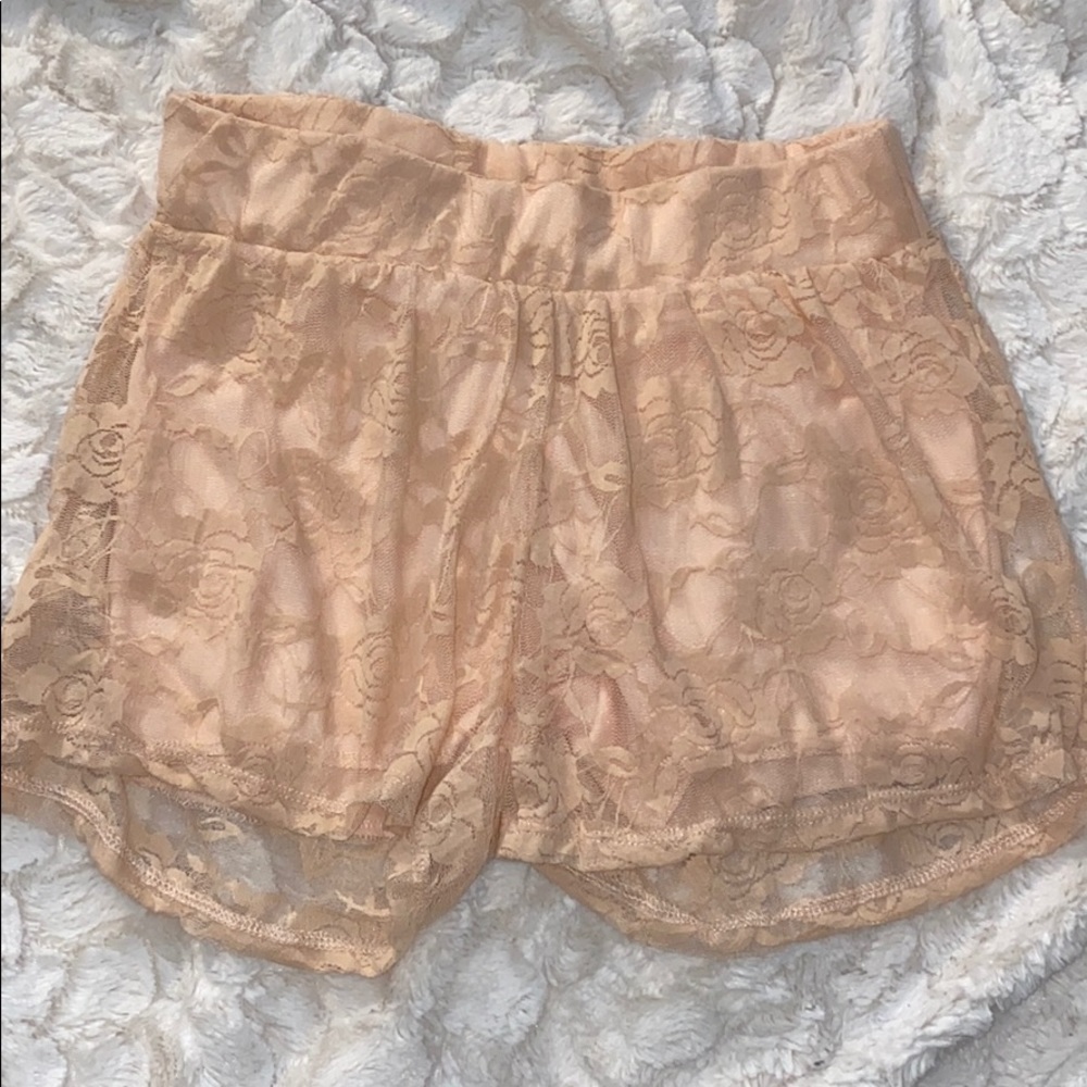 Vitta Luna shorts